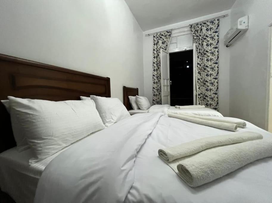 Charming Studio With Italian Architectural Style Cairo Exterior photo